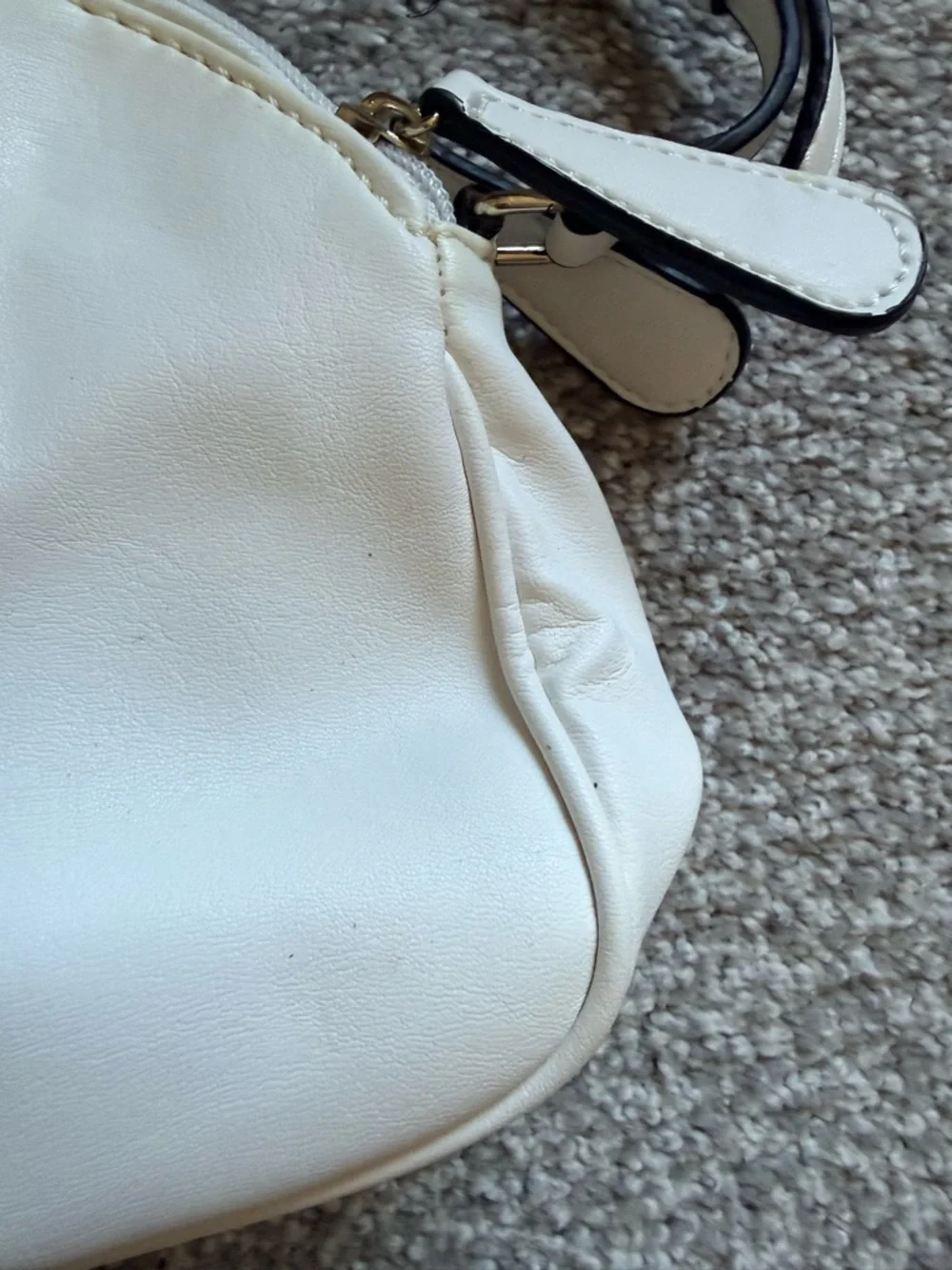 Guess White Dome Crossbody with Gold Studs Double Zipper compartment - Picture 10 of 13